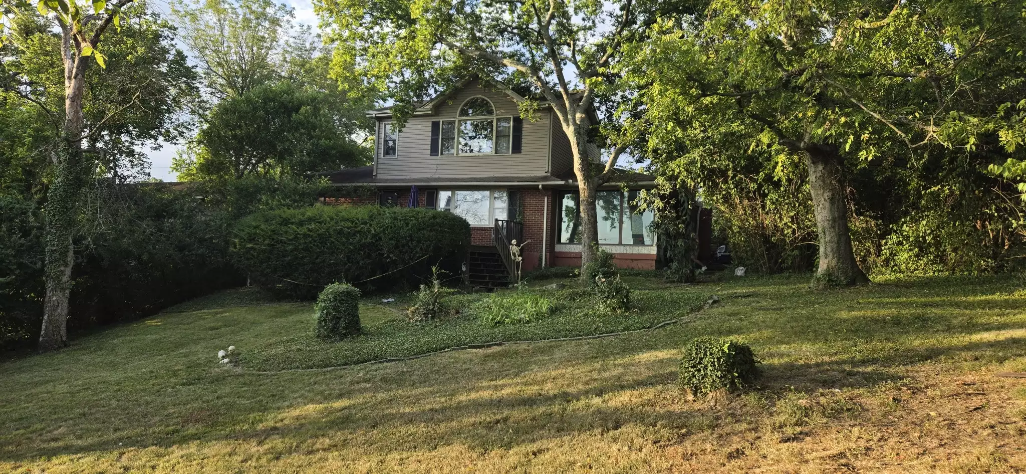 1803 Ashwood Ave, Nashville, TN  37212