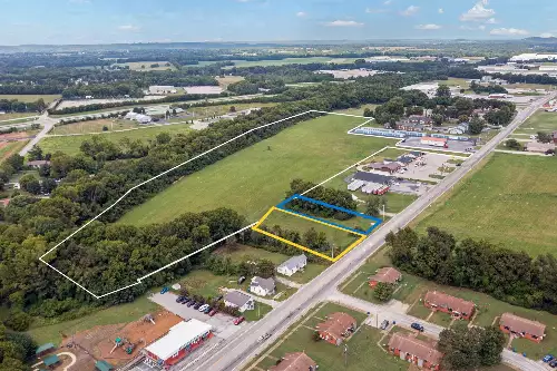 N Main St, Mount Pleasant, TN  38474