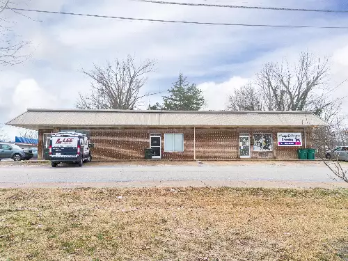 200 W Linden Ave, Hohenwald, TN  38462