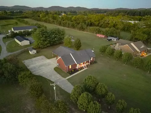 215 Highway 82, Bell Buckle, TN  37020