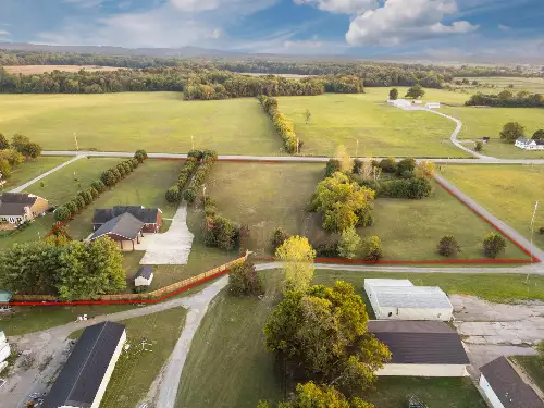 215 Highway 82, Bell Buckle, TN  37020