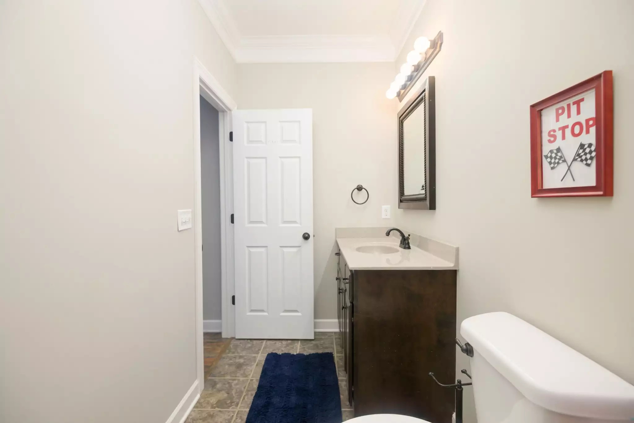 215 Highway 82, Bell Buckle, TN  37020