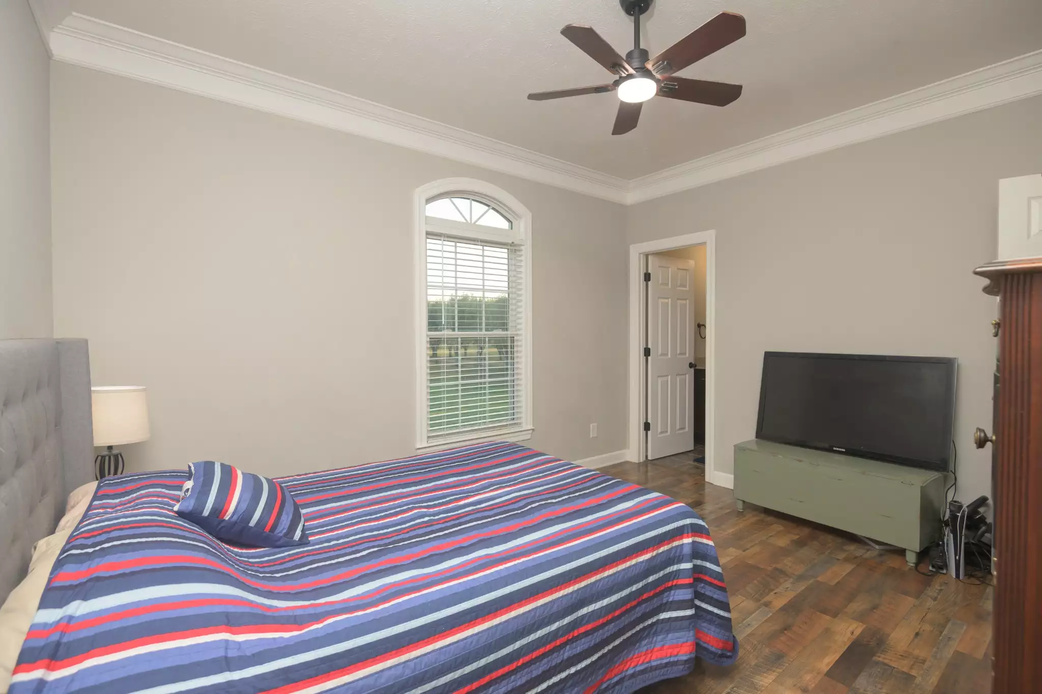 215 Highway 82, Bell Buckle, TN  37020