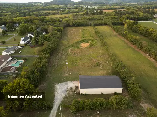 215 Highway 82, Bell Buckle, TN  37020