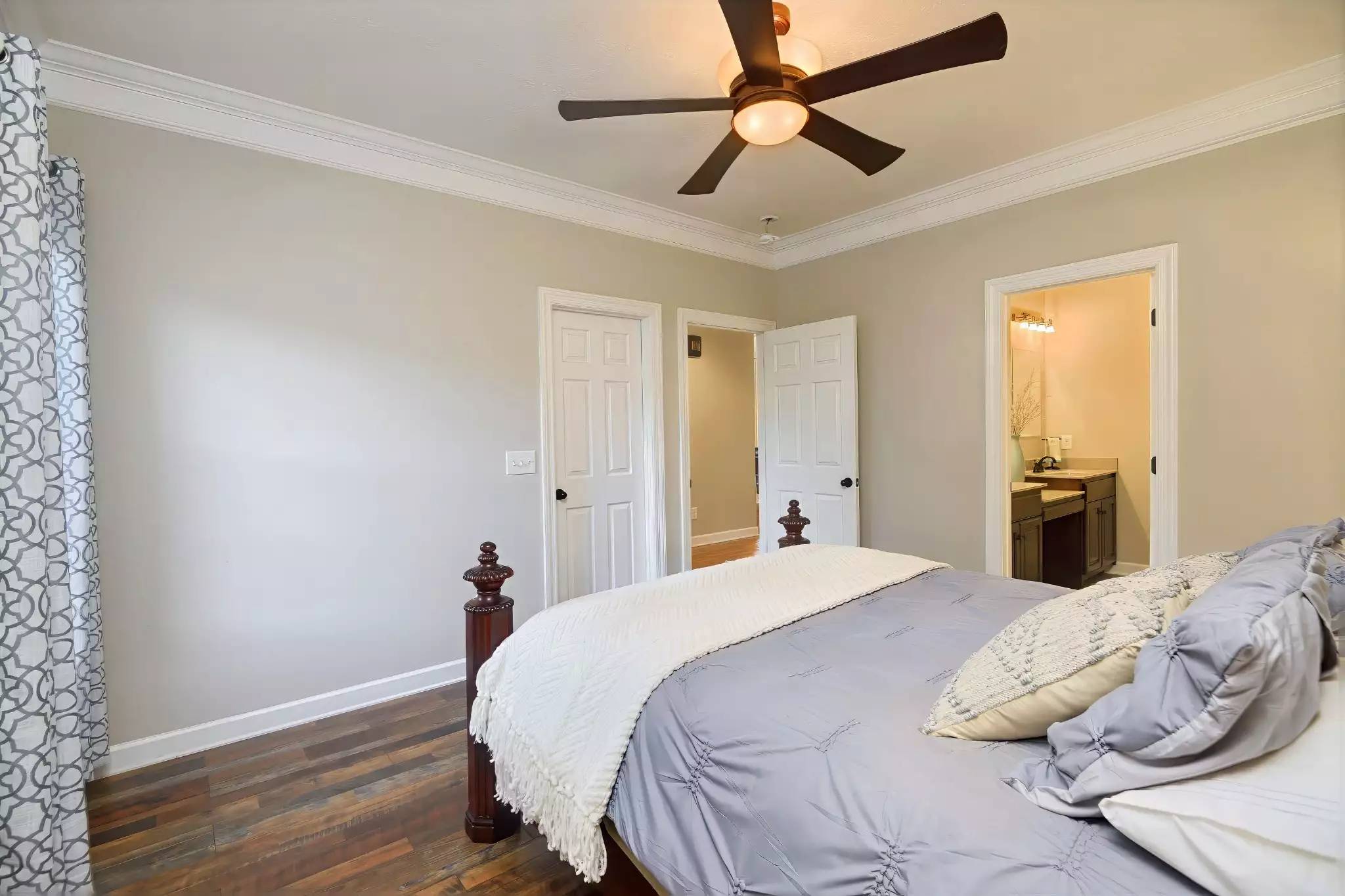 215 Highway 82, Bell Buckle, TN  37020