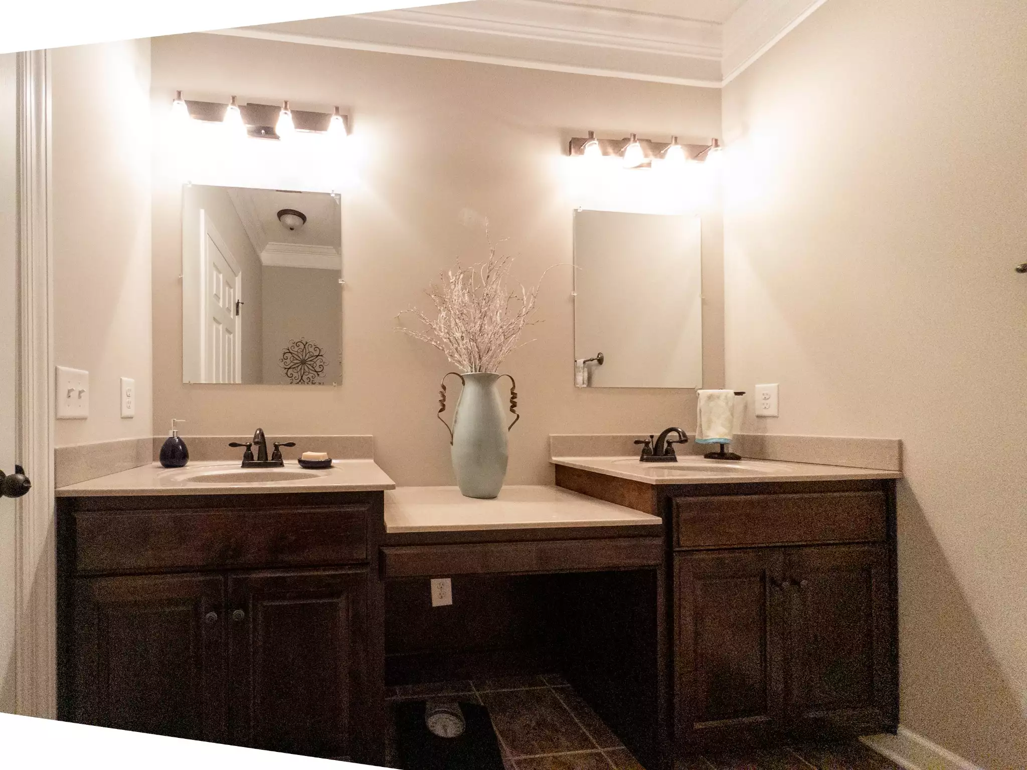 215 Highway 82, Bell Buckle, TN  37020