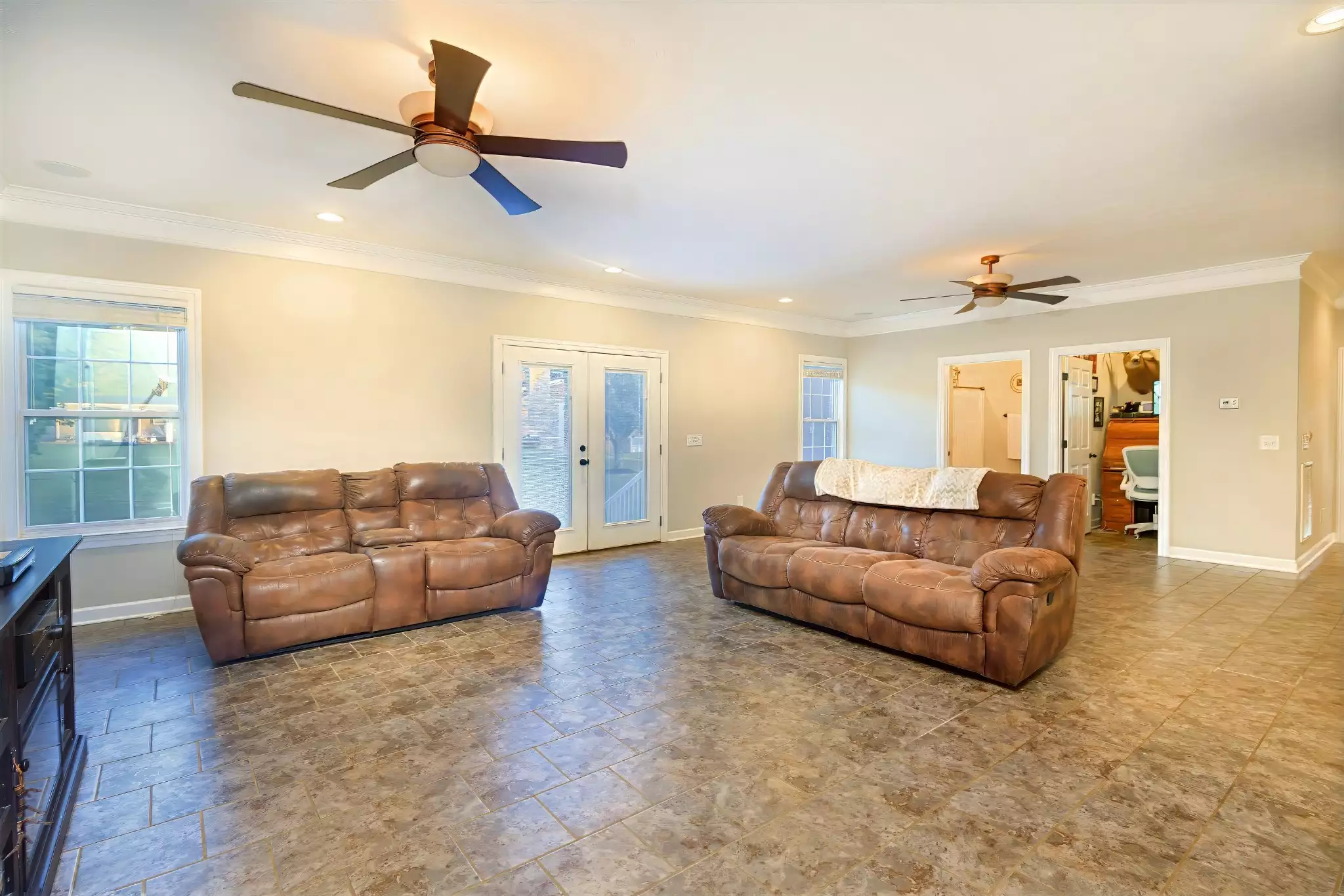 215 Highway 82, Bell Buckle, TN  37020