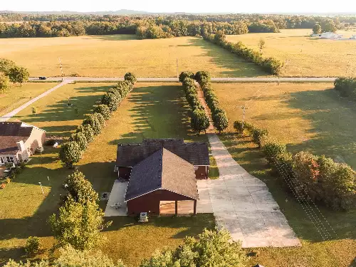 215 Highway 82, Bell Buckle, TN  37020