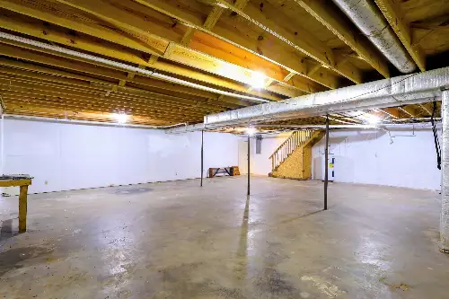 151 Covington Ln, Dickson, TN  37055