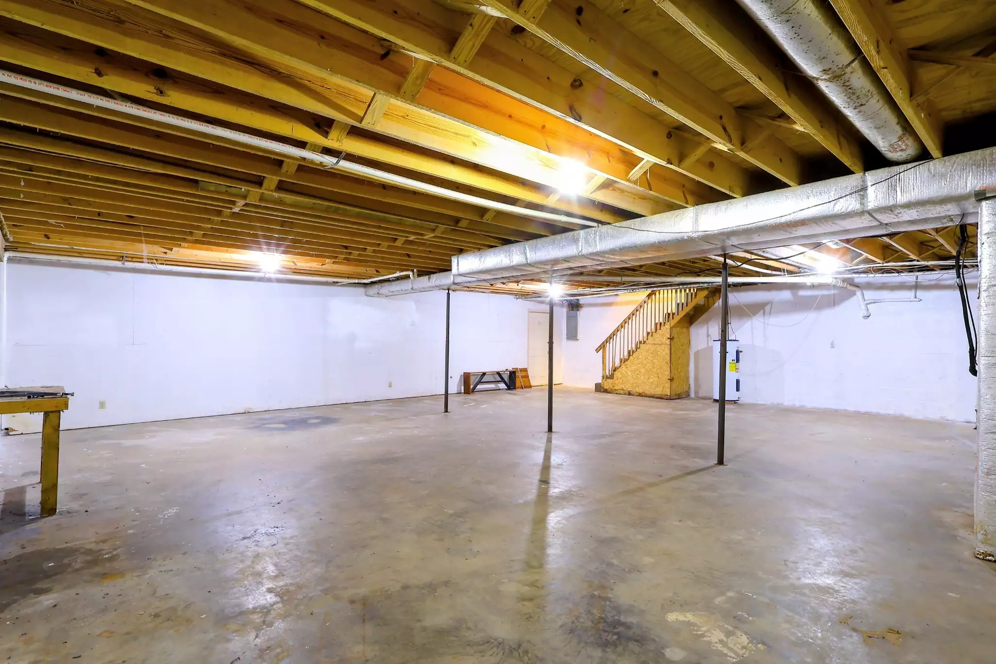 151 Covington Ln, Dickson, TN  37055