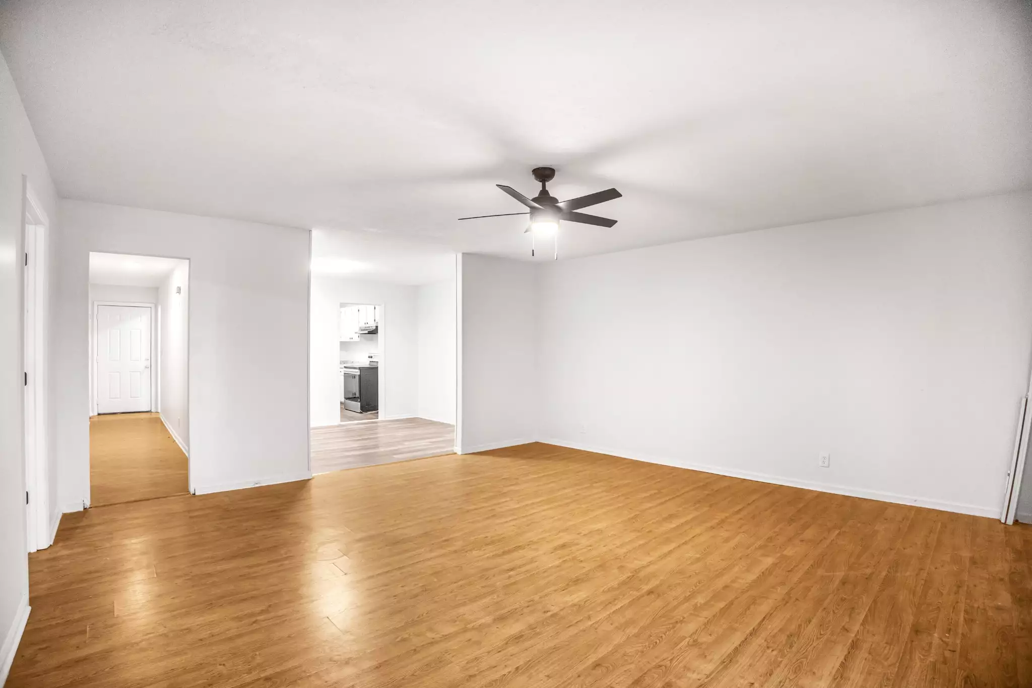 151 Covington Ln, Dickson, TN  37055