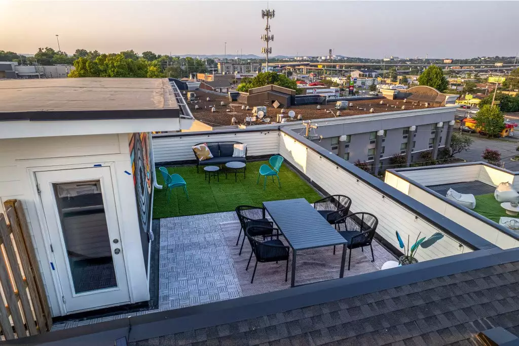 5625 Lenox Ave, Nashville, TN  37209