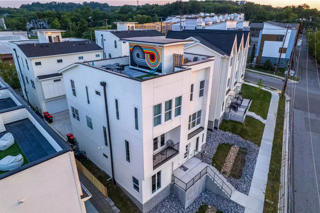 5625 Lenox Ave, Nashville, TN  37209