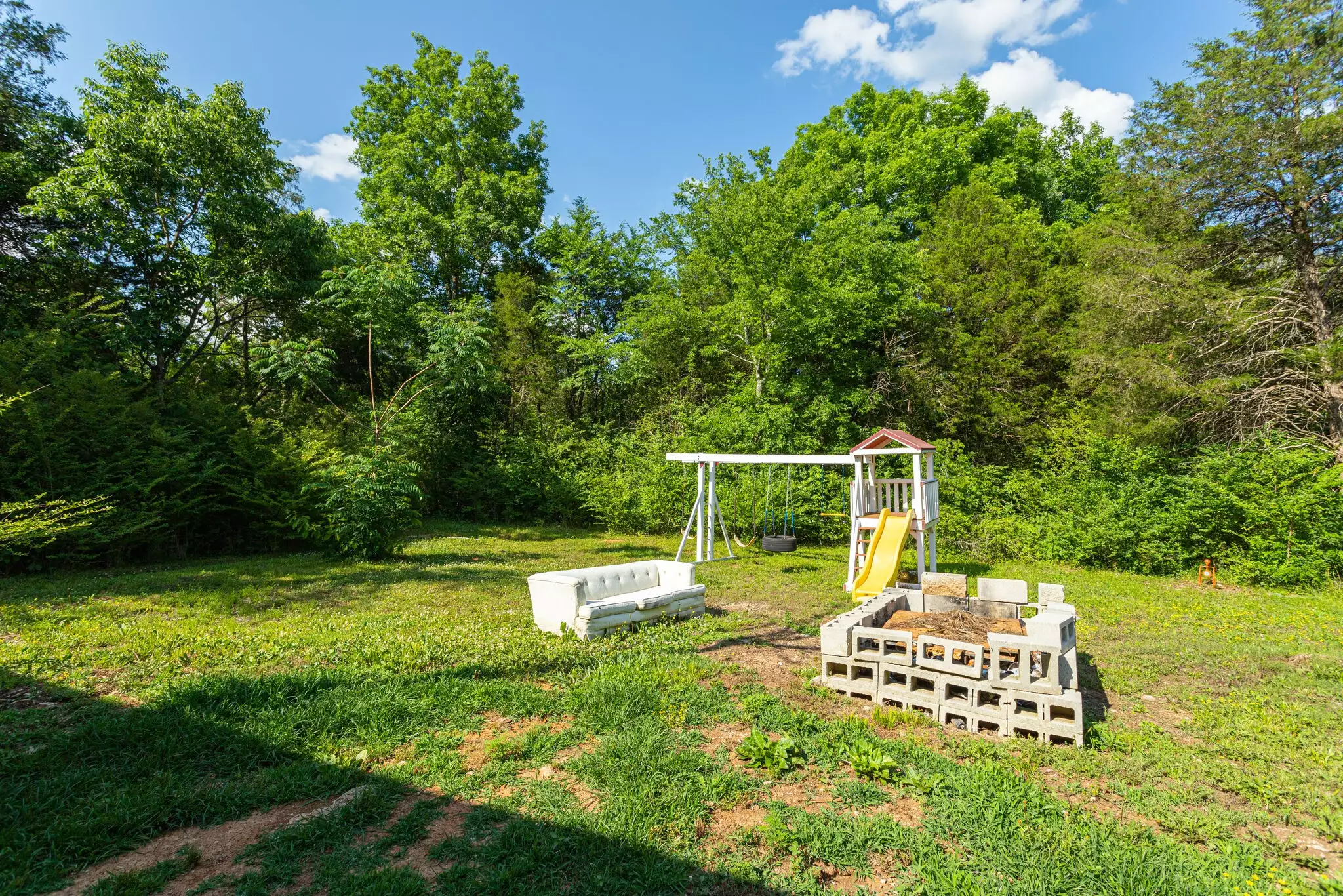 411 Fay Creek Rd, Wartrace, TN  37183