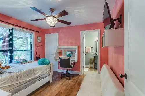 411 Fay Creek Rd, Wartrace, TN  37183