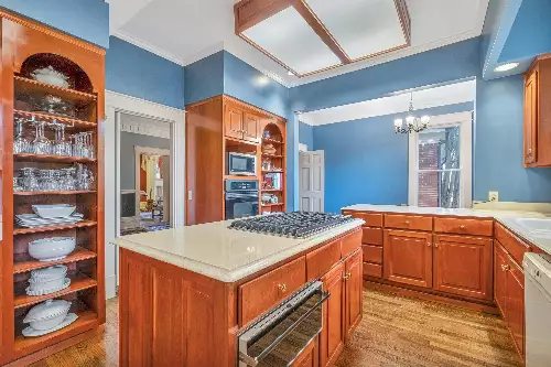 908 W Main St, Franklin, TN  37064