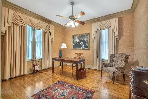 908 W Main St, Franklin, TN  37064