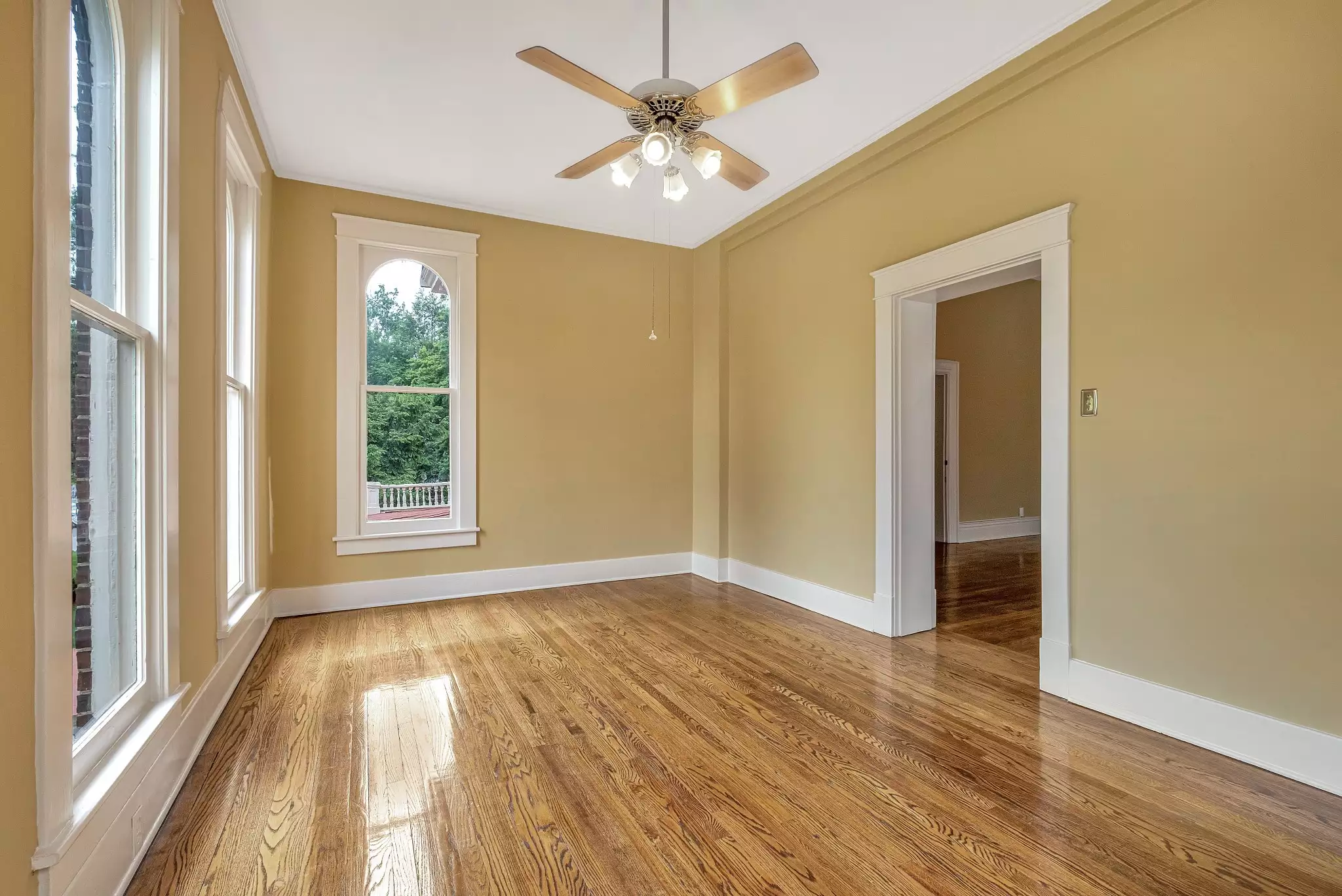 908 W Main St, Franklin, TN  37064