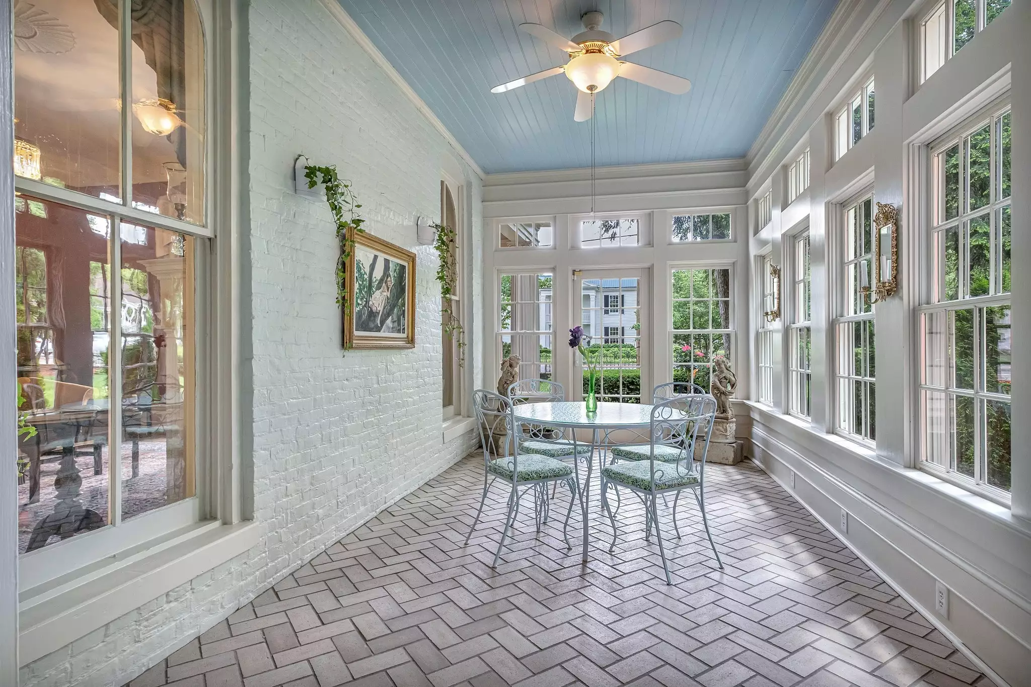 908 W Main St, Franklin, TN  37064