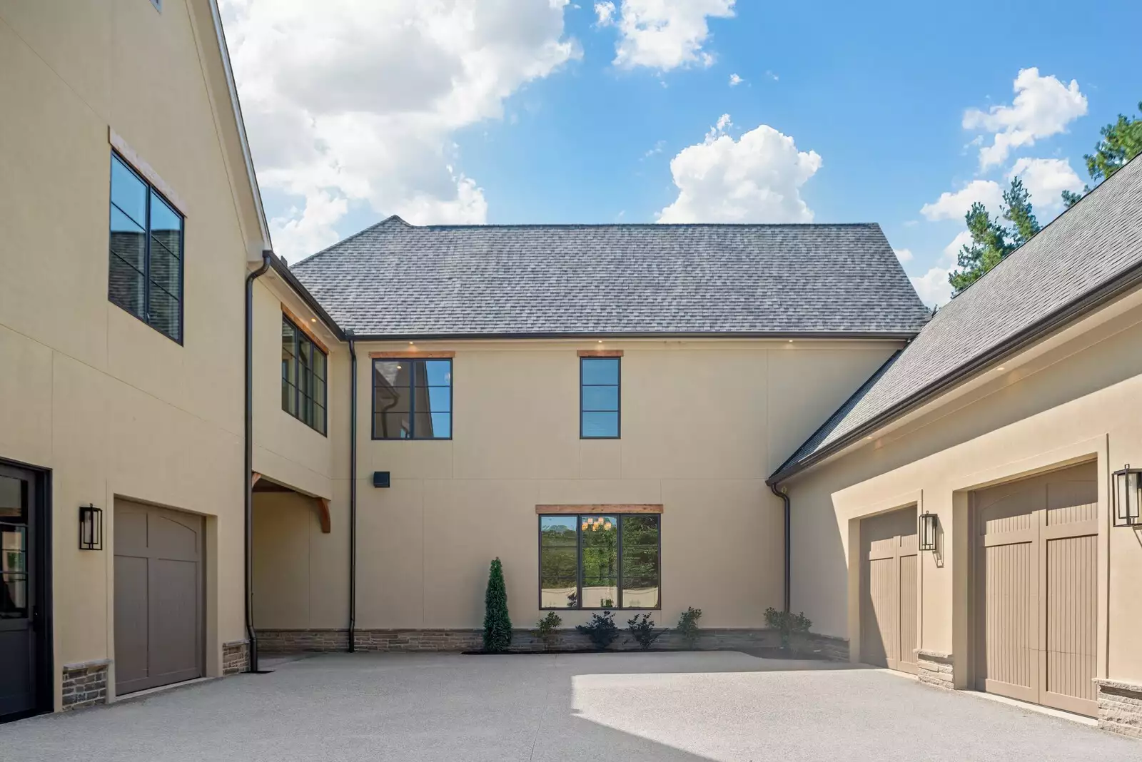 521 Mansion Dr, Brentwood, TN  37027