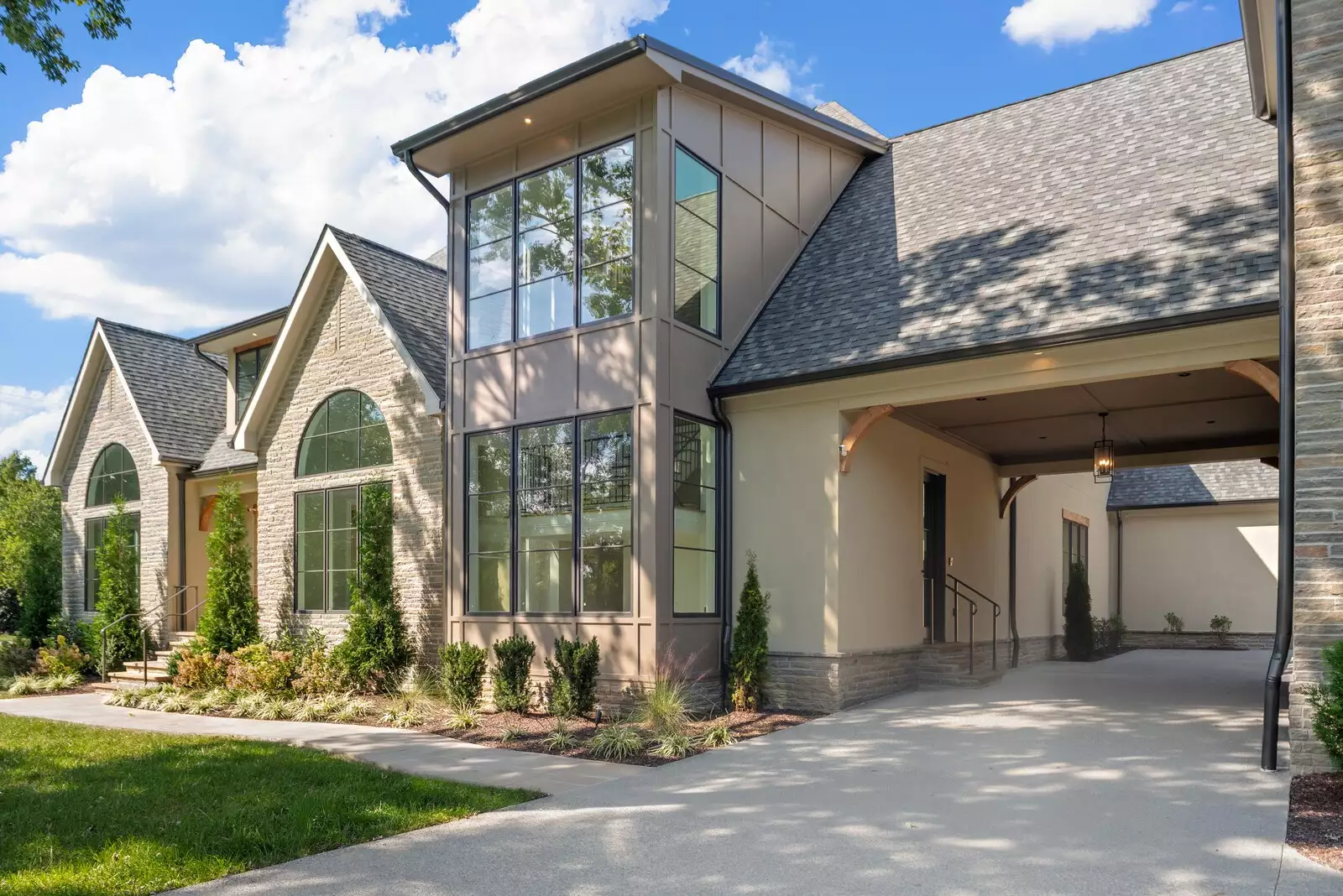 521 Mansion Dr, Brentwood, TN  37027