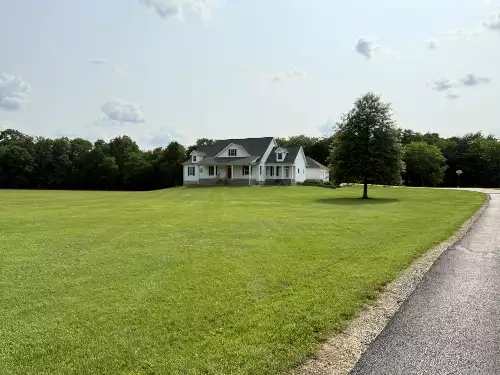 500 Old Pencil Mill Rd, Chapel Hill, TN  37034