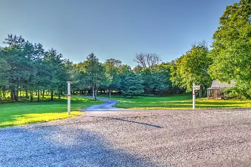 500 Old Pencil Mill Rd, Chapel Hill, TN  37034