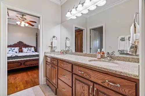 500 Old Pencil Mill Rd, Chapel Hill, TN  37034