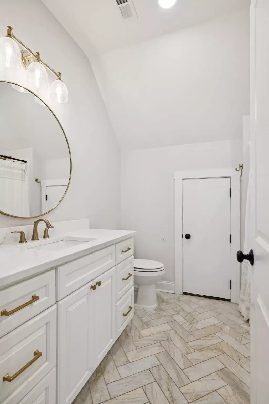 1556 Heller Rdg, Spring Hill, TN  37174