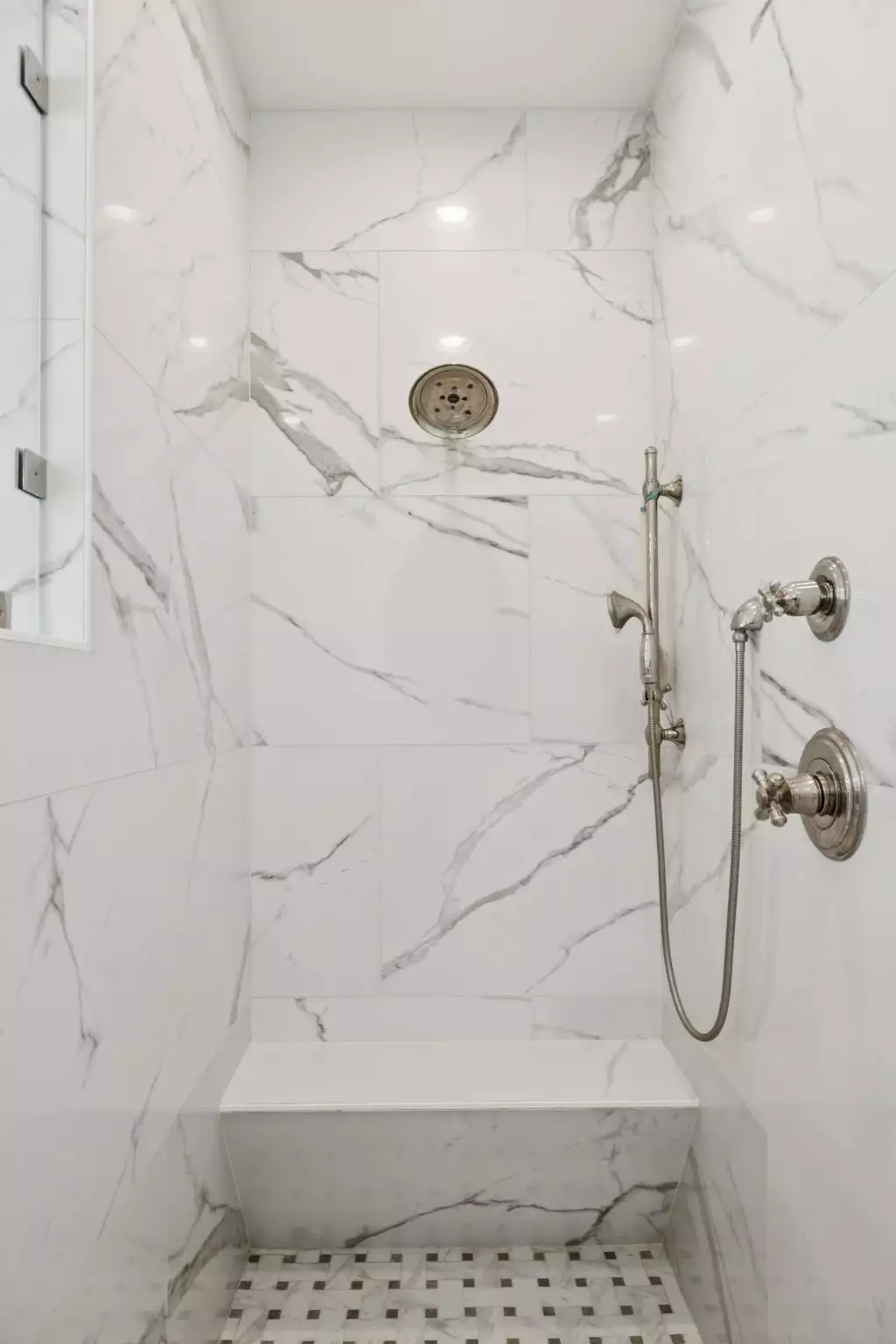 1556 Heller Rdg, Spring Hill, TN  37174