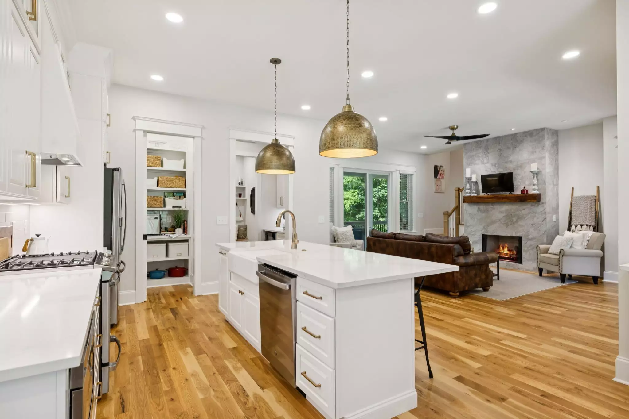 1556 Heller Rdg, Spring Hill, TN  37174