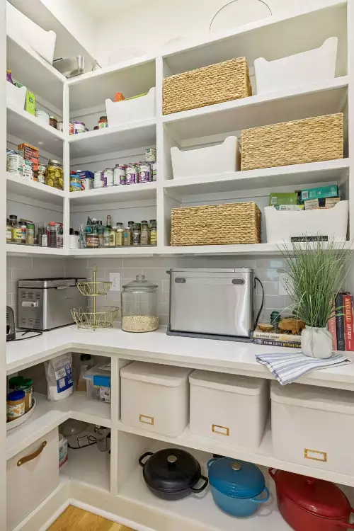 1556 Heller Rdg, Spring Hill, TN  37174