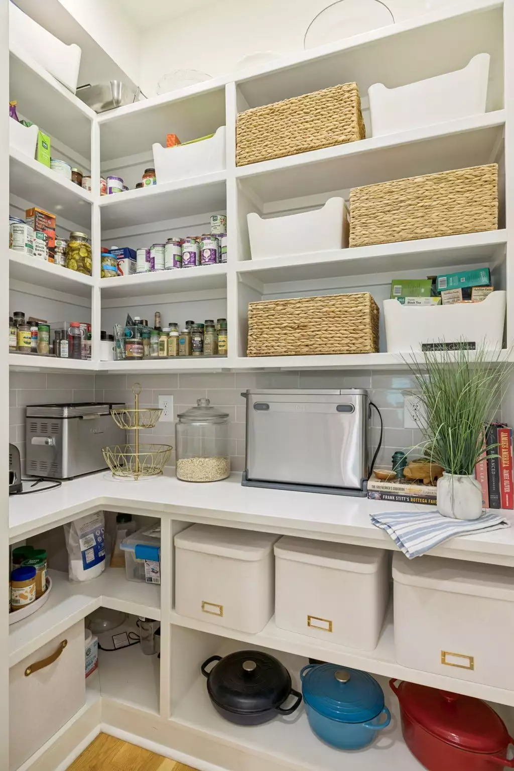 1556 Heller Rdg, Spring Hill, TN  37174