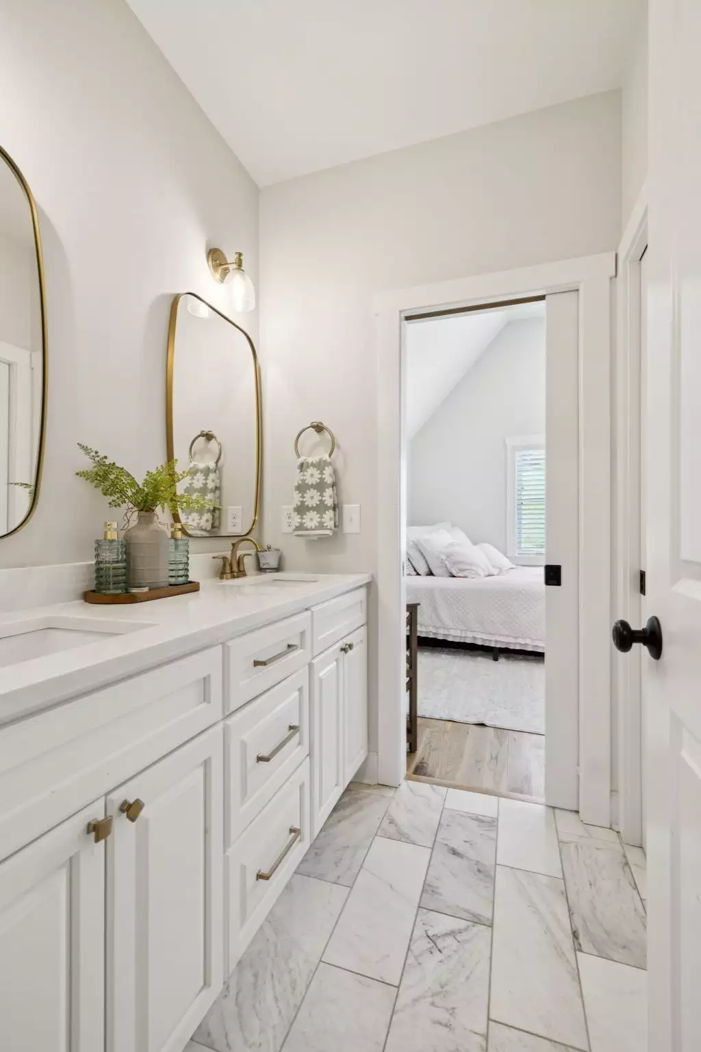 1556 Heller Rdg, Spring Hill, TN  37174