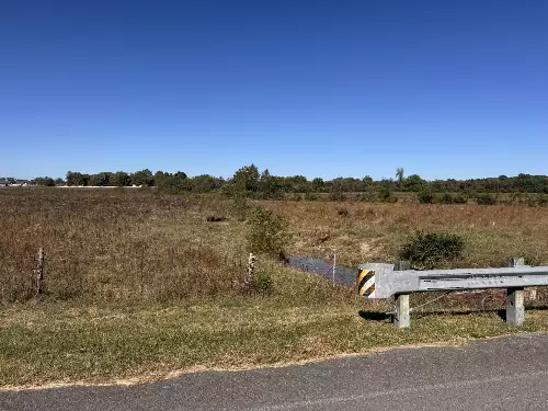 Hwy 231, Shelbyville, TN  37160