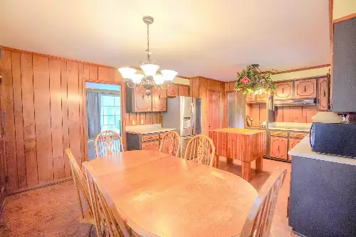 1094B Center Point Rd, Hendersonville, TN  37075