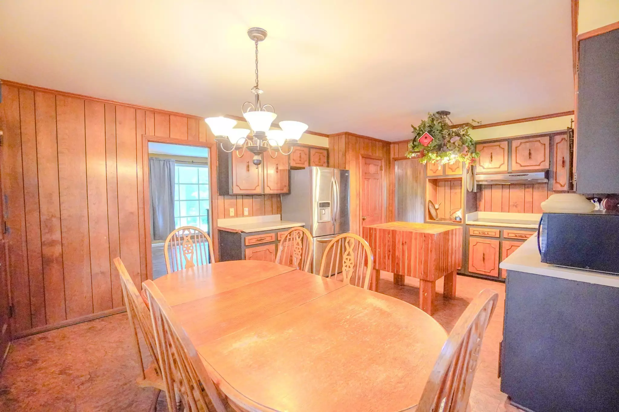 1094B Center Point Rd, Hendersonville, TN  37075