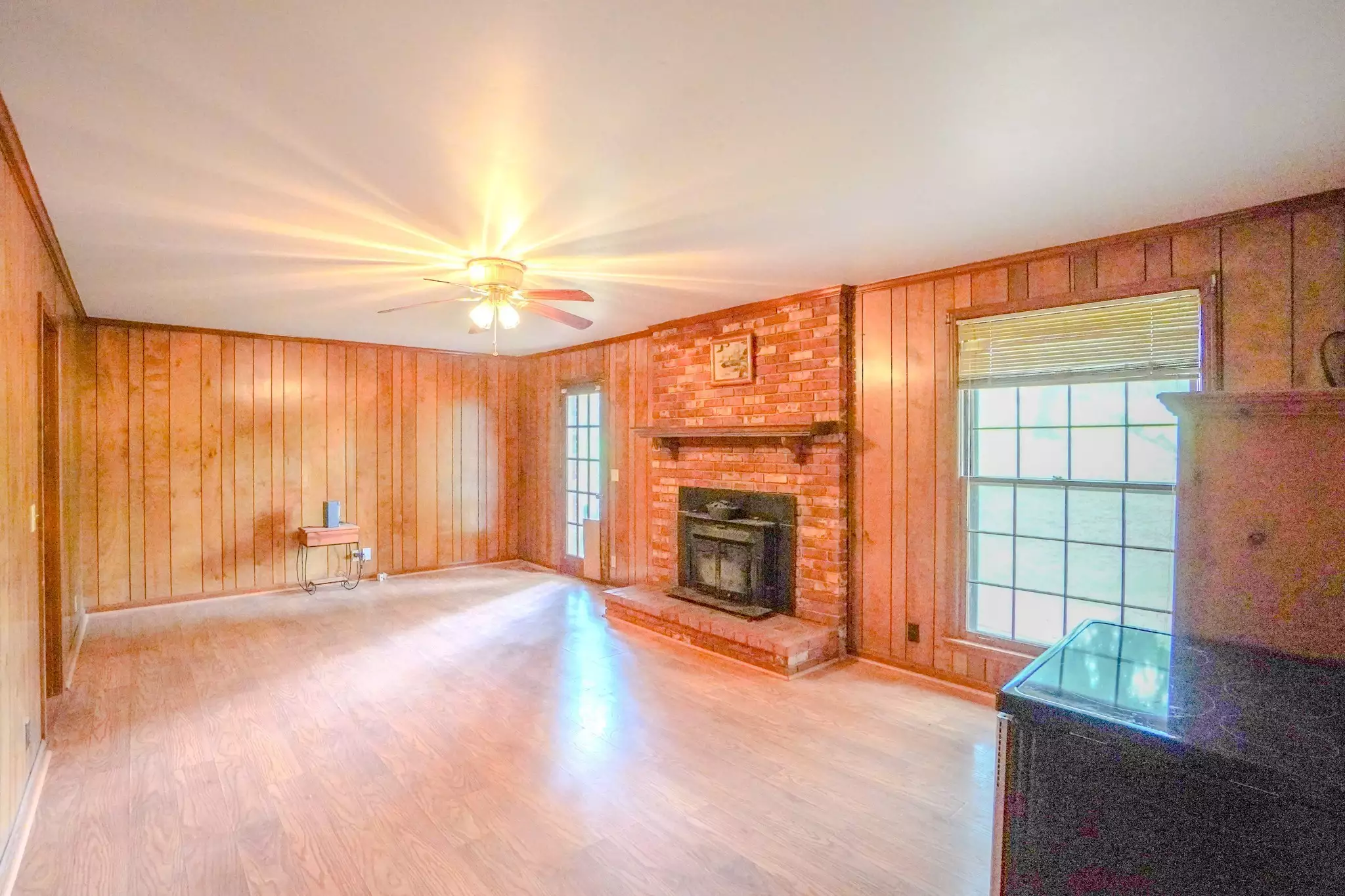 1094B Center Point Rd, Hendersonville, TN  37075