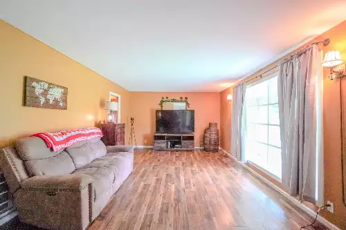 1094B Center Point Rd, Hendersonville, TN  37075