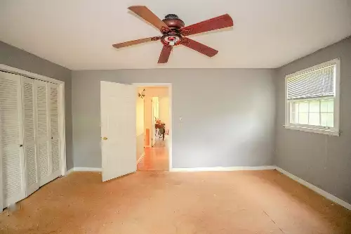 1094B Center Point Rd, Hendersonville, TN  37075