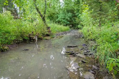 1094B Center Point Rd, Hendersonville, TN  37075