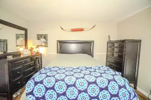 1094B Center Point Rd, Hendersonville, TN  37075