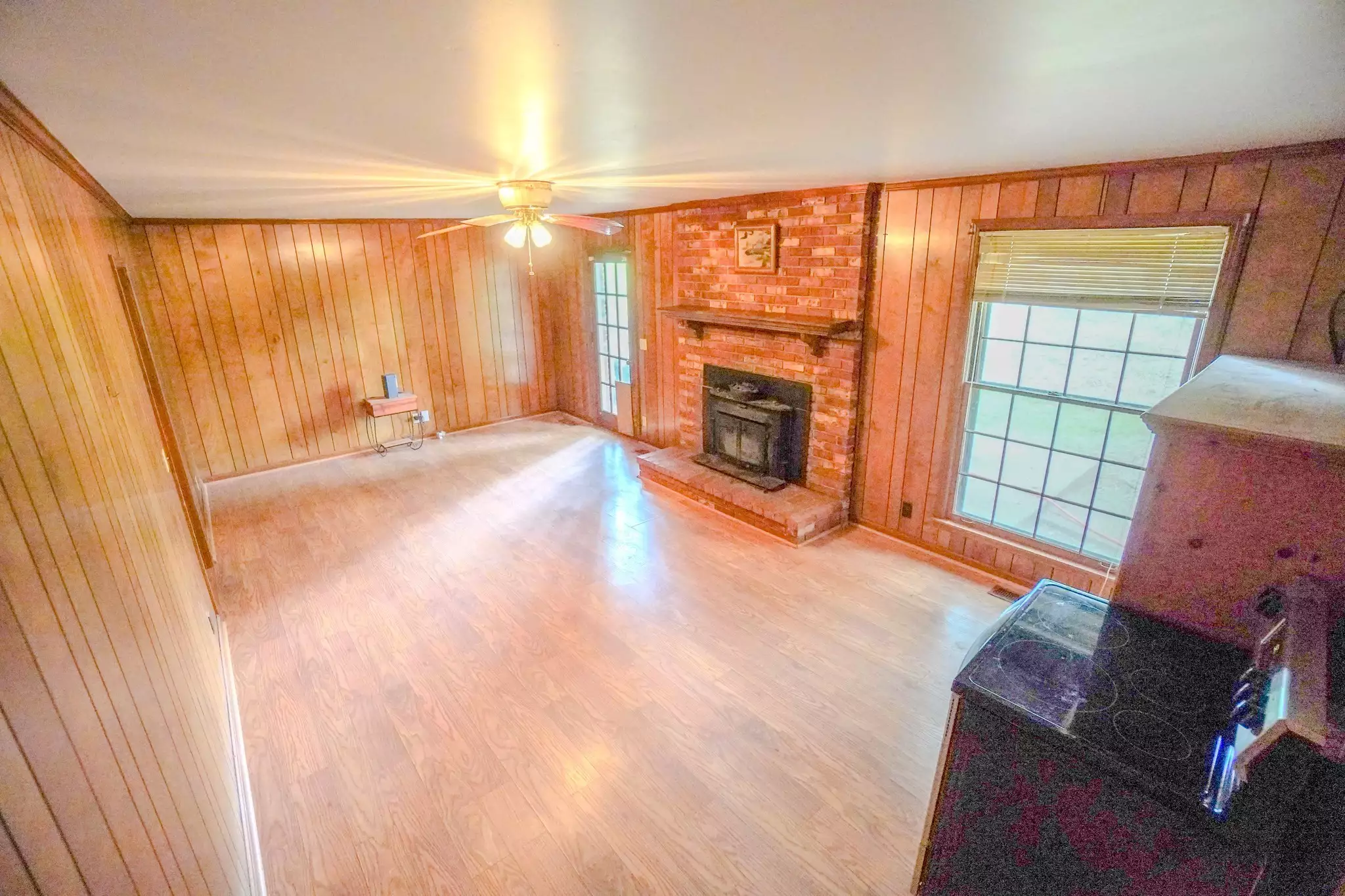 1094B Center Point Rd, Hendersonville, TN  37075