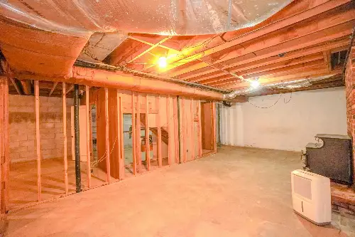 1094B Center Point Rd, Hendersonville, TN  37075