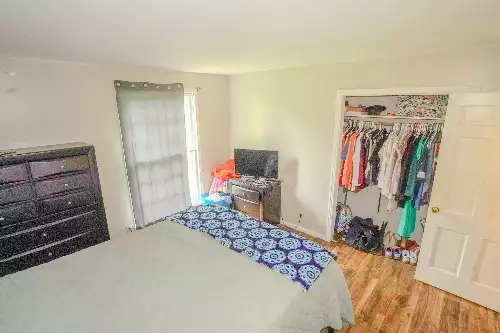 1094B Center Point Rd, Hendersonville, TN  37075