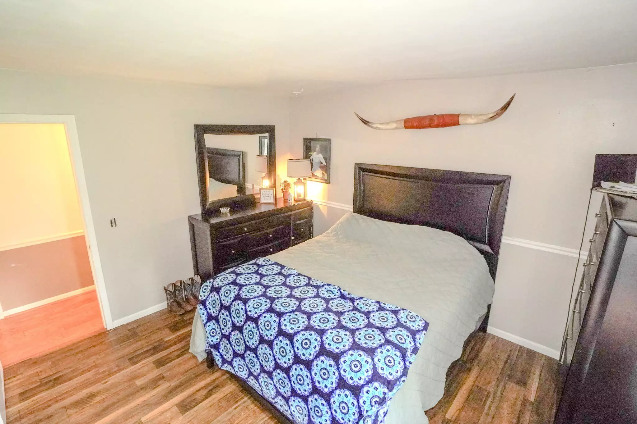 1094B Center Point Rd, Hendersonville, TN  37075