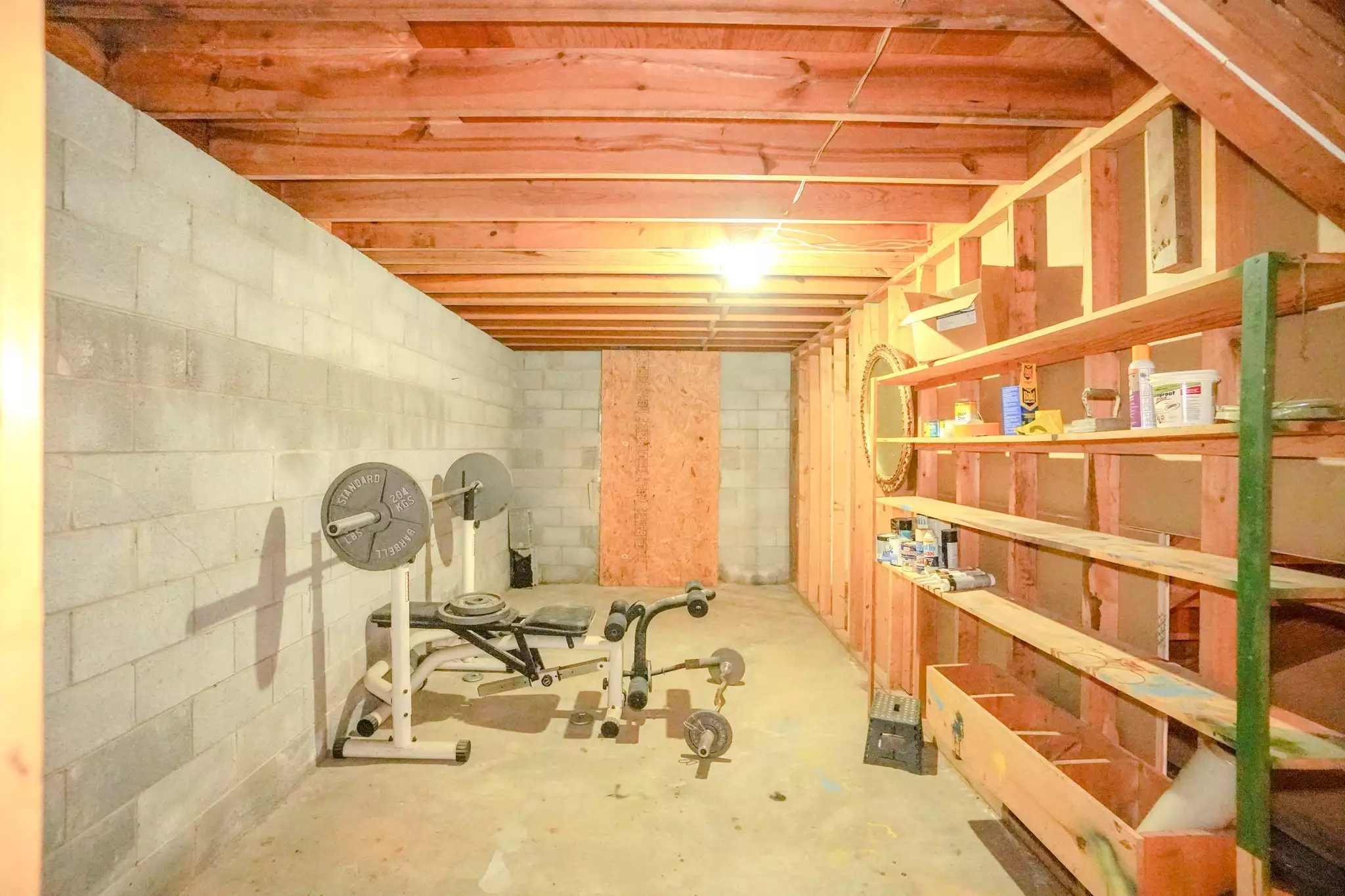 1094B Center Point Rd, Hendersonville, TN  37075