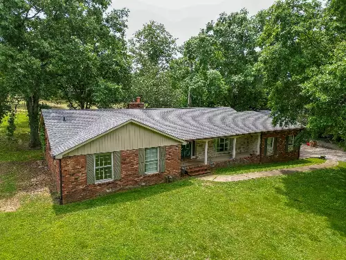 1094B Center Point Rd, Hendersonville, TN  37075