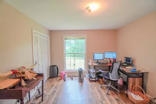 1094B Center Point Rd, Hendersonville, TN  37075