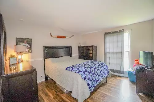 1094B Center Point Rd, Hendersonville, TN  37075